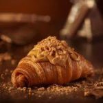 Lotus croissant